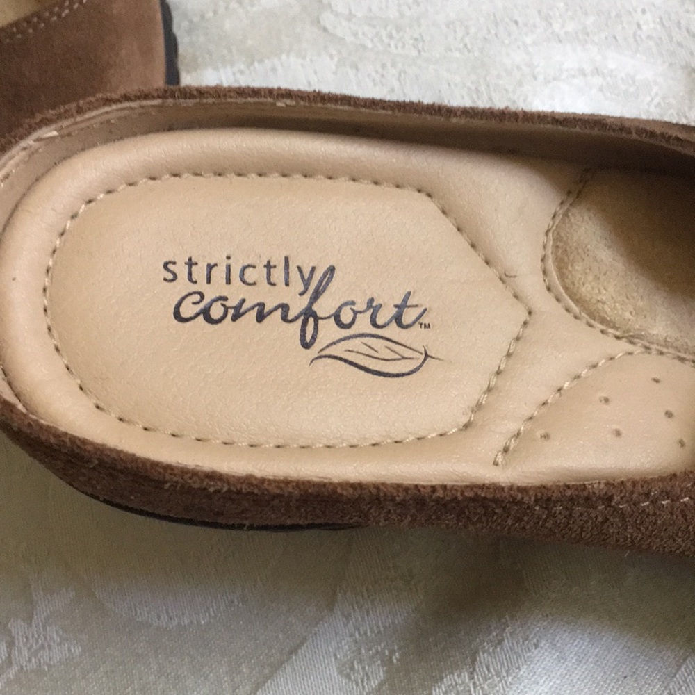 Shoes - Picture 3 of 6
